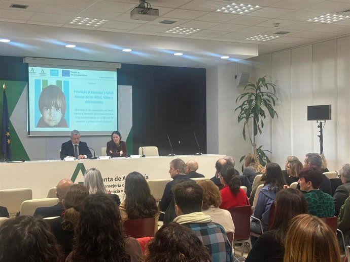 La Junta de Andalucía impulsa un Plan de Acción para atender el bienestar emocional de niños del sistema de protección.