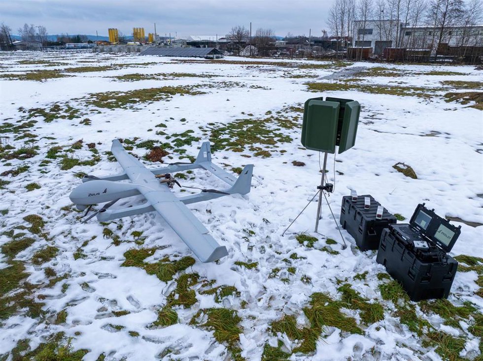 Archivo - Imagen de un dron 'Zeus' de EAD