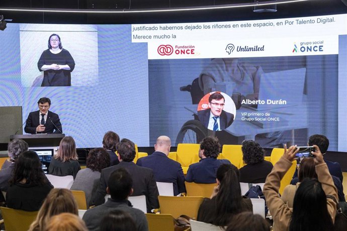 Encuentro de Fundación ONCE y Unlimited, con el lema 'Empresas con futuro. Inversión de impacto y experiencias inspiradoras',