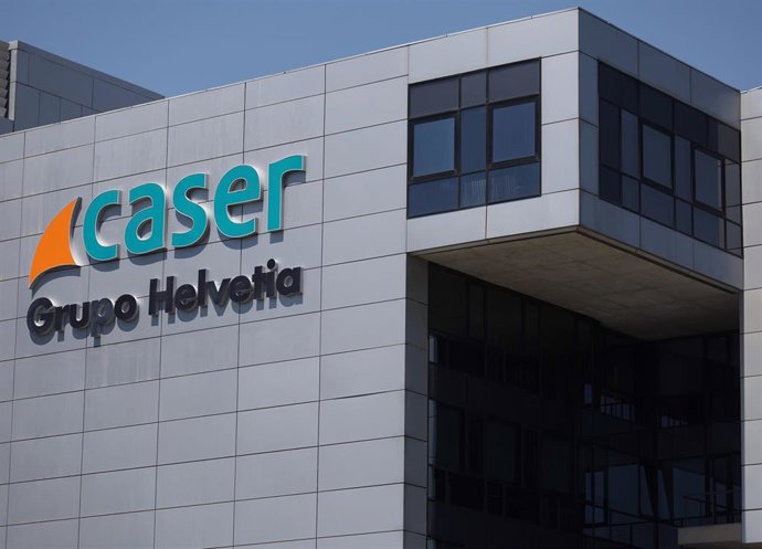 Archivo - Fachada de la sede de Caser Seguros, a 21 de Julio de 2022, en la Avenida de Burgos, Madrid, (España). 