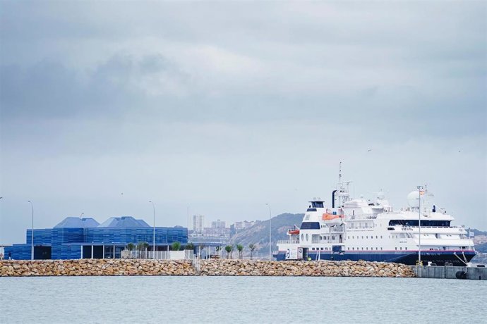 Un crucero en el Port de Tarragona