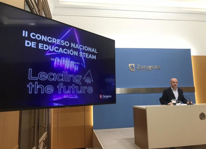 El consejero municipal de Economía y Transformación Digital del Ayuntamiento de Zaragoza, Carlos Gimeno.