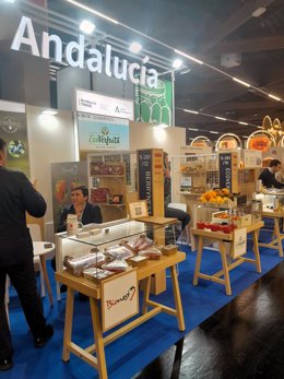 Andalucía Trade refuerza la internacionalización de la industria agroalimentaria ecológica andaluza con su participación en BioFach 2026, la feria líder mundial del sector, que se ha celebrado del 10 al 13 de febrero en el recinto ferial de Núremberg.