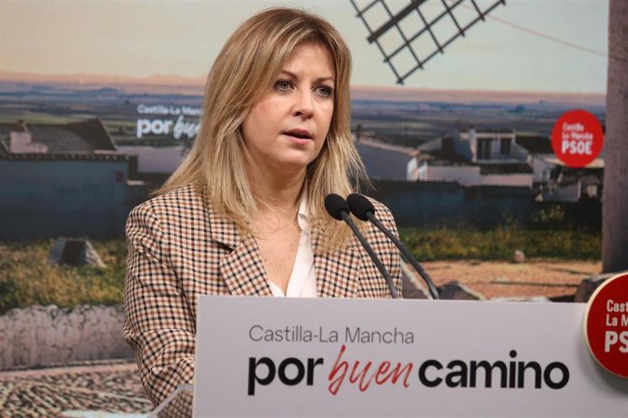La portavoz del Grupo Socialista en las Cortes de Castilla-La Mancha, Ana Isabel Abengózar