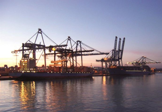 Archivo - Foto Y Nota De Prensa: Las Exportaciones Andaluzas Registran 18.385 Millones De Euros Hasta Agosto, Con Un Superávit Comercial De 2.097 Millones