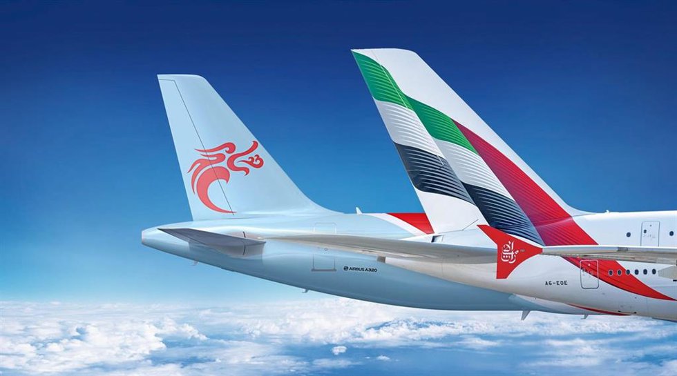 Emirates y Loong Air.