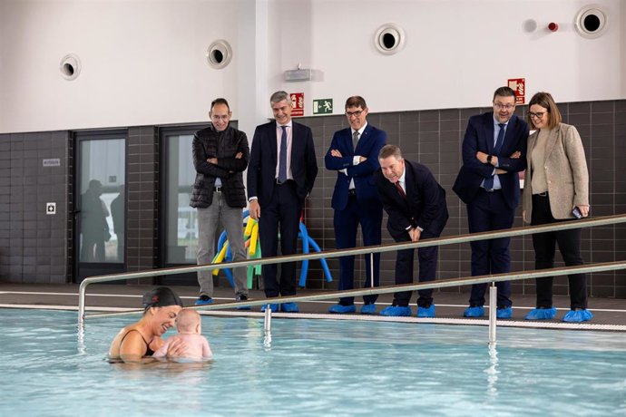 Inauguración de la piscina climatizada de Villacañas.