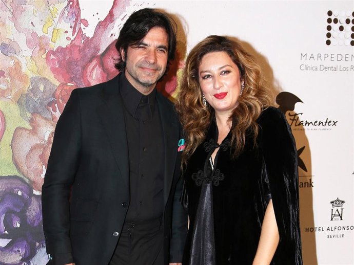 Archivo - Javier Conde y Estrella Morente en una imagen de archivo