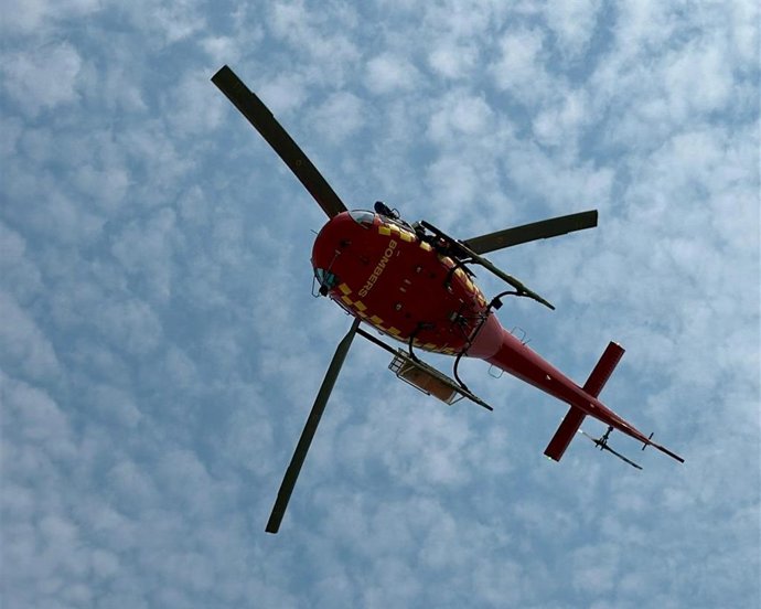 Archivo - Helicóptero Milana de los Bomberos de Mallorca.