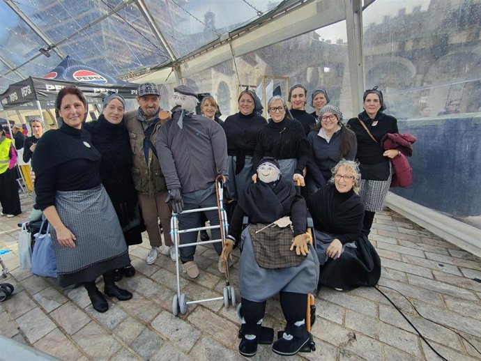 Lavanderas en la carpa de la Plaza Mayor