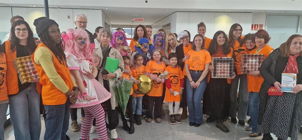 La consejera de Salud, Concepción Saavedra, en el acto de conmemoración del Día Internacional del Cáncer Infantil que organiza la Asociación Galbán en el Hospital Universitario Central de Asturias (HUCA).