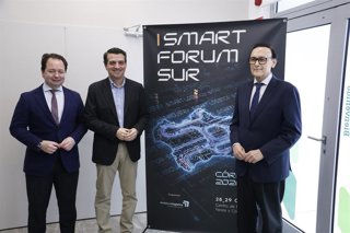 (Desde Izda.) Tamarit, Bellido Y Gómez Villamandos, En La Presentación Del I Smart Forum Sur.