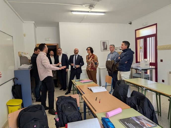 Visita de la Junta al IES Lanjarón