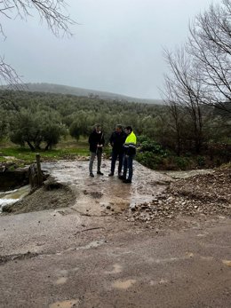 Archivo - Una de las vías de la Diputación afectada por el temporal.