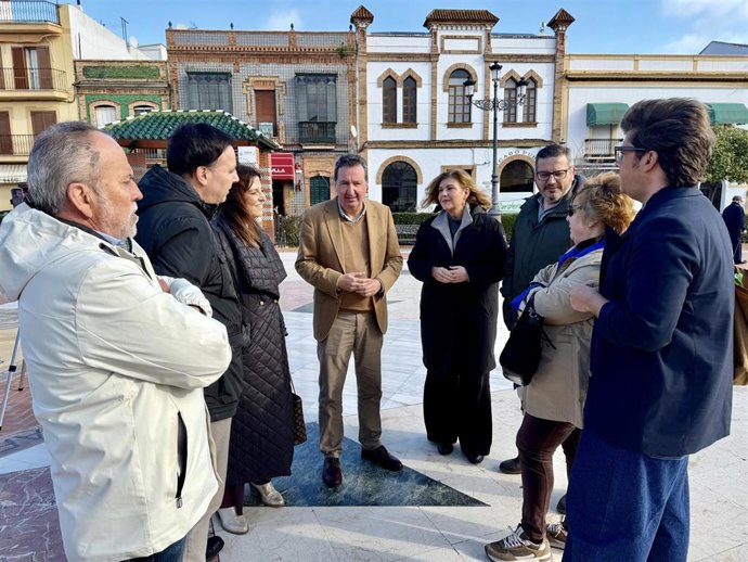 Representantes del PP en Gibraleón (Huelva).