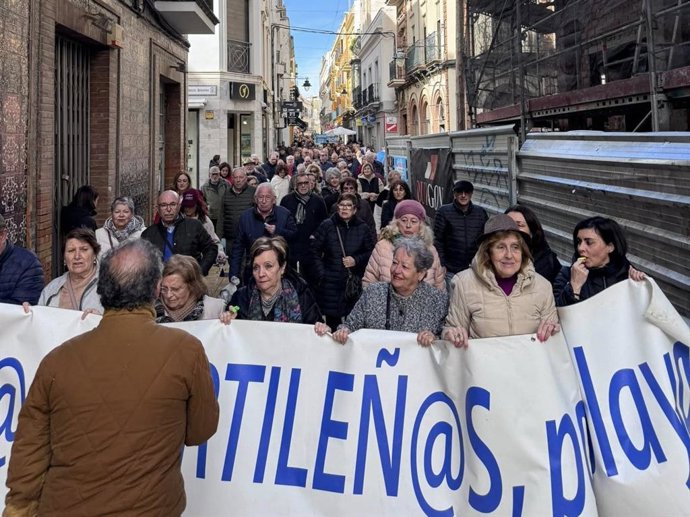 Imagen de la manifestación de este viernes por la recuperación del litoral de Huelva.