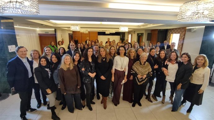 Foro del PP para visibilizar el emprendimiento feminino en Almería.