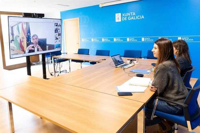 Las conselleiras do Mar, Marta Villaverde, y de Medio Rural, María José Gómez, en la reunión del Consejo Consultivo de Política Pesquera y Política Agraria para Asuntos Comunitarios