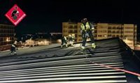 Los Bomberos realizan cerca de 350 servicios en la Comunitat Valenciana a causa de las fuertes rachas de viento