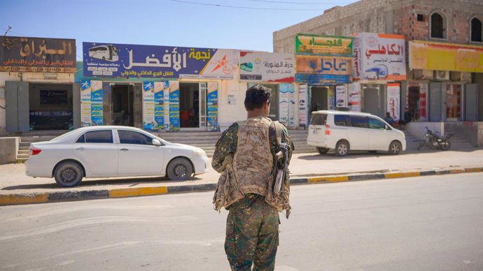 February 3, 2026, Hadramaut, Seiyun, Yemen: In Southern Yemen on February 5, 2026, the Saudi-backed Yemeni Army deploys security checkpoints in the streets of Hadramaut following the withdrawal of the UAE-backed Southern Transitional Council (STC) forces.