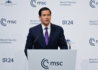 Rubio tiende la mano a Europa hacia una nueva realidad al amparo del nacionalismo abanderado por Trump