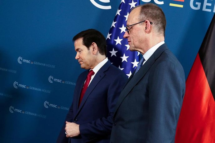El secretario de Estado de EEUU, Marco Rubio, y el canciller alemán, Friedrich Merz 
