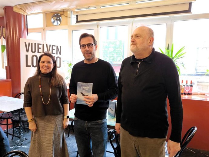 Presentación del libro 'El narco y el nazi' por parte de uno de sus autores David López Canales, ganador del XXXI Premio Literario Bodegas Olarra & Café Bretón