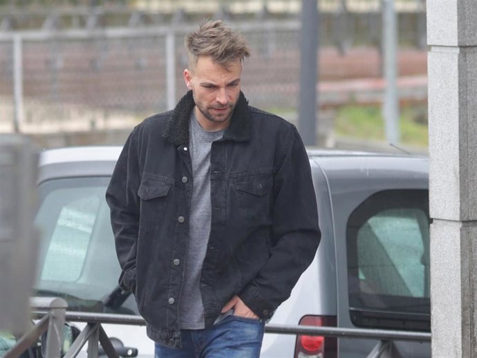 Archivo - José María Almoguera Camina Por La Calle Sin La Compañía De María 'La Jerezana', A 03 De Marzo De 2025, En Madrid (España)