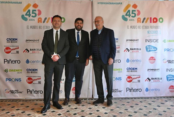 El presidente de la Comunidad, Fernando López Miras, clausuró hoy en Murcia el evento benéfico conmemorativo del 45 aniversario de Assido