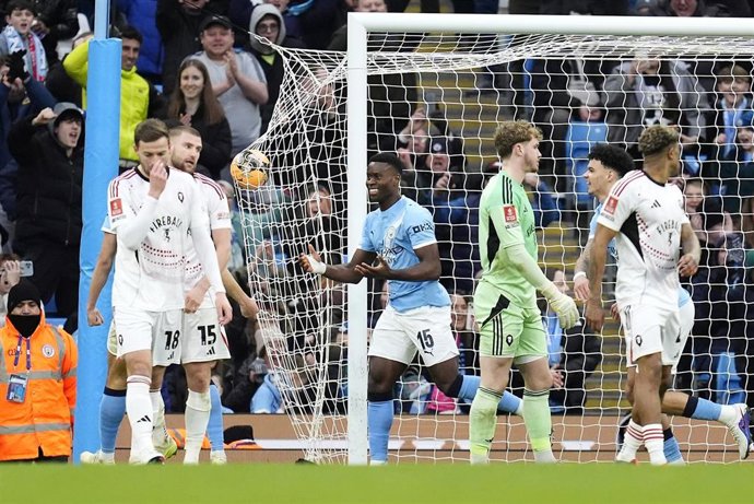 Manchester City - Salford City