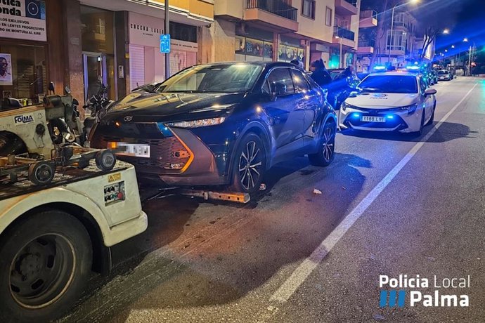 Pillan tusi, cristal y ketamina a un conductor drogado y sin carné que invadía el sentido contrario.