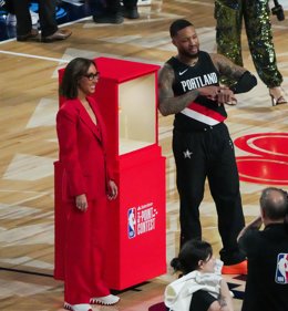Damian Lillard conquista su tercer concurso de triples del NBA All-Star Weekend