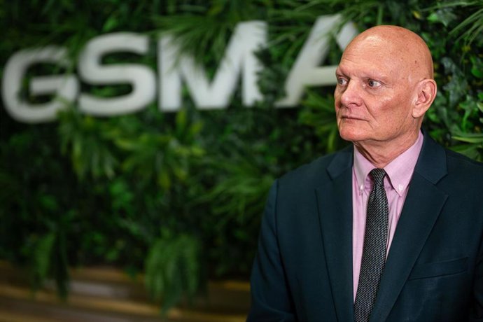 Archivo - El CEO y director ejecutivo de GSMA Ltd., John Hoffman posa para Europa Press, a 13 de junio de 2025, en Barcelona, Cataluña (España). John Hoffman está a cargo de la filial de GSMA responsable de la organización del Mobile World Congress (MWC) 