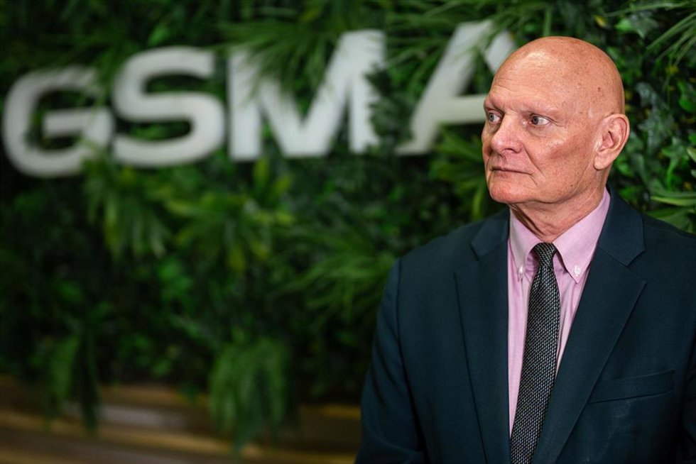 Archivo - El CEO y director ejecutivo de GSMA Ltd., John Hoffman posa para Europa Press, a 13 de junio de 2025, en Barcelona, Cataluña (España). John Hoffman está a cargo de la filial de GSMA responsable de la organización del Mobile World Congress (MWC