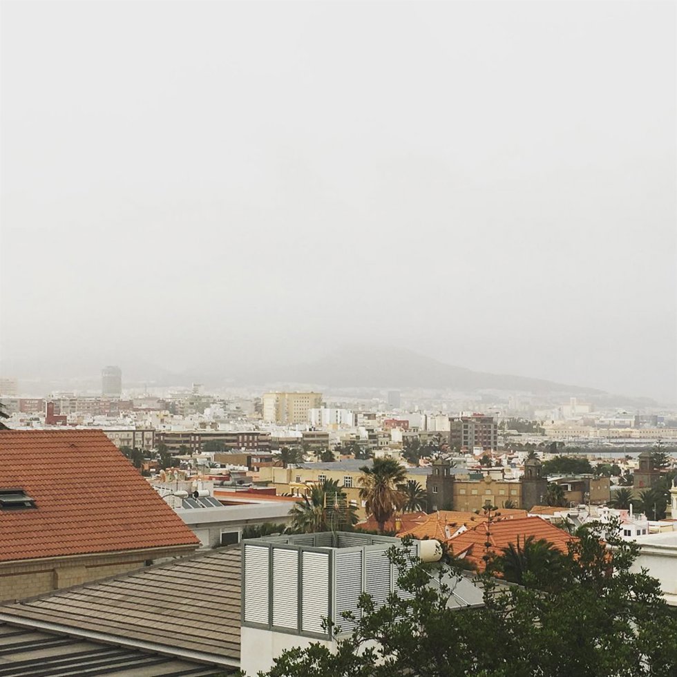 Archivo - Calima en Las Palmas de Gran Canaria