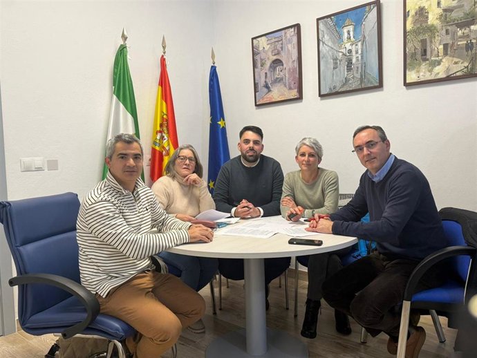 Alcaldes y portavoces socialistas de la Serranía de Ronda (Málaga) .