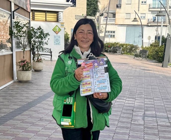 Cuponera Sofía López en Salobreña (Granada).