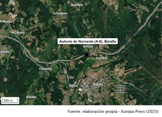 Un camión vuelca en la A-6, en Baralla (Lugo).