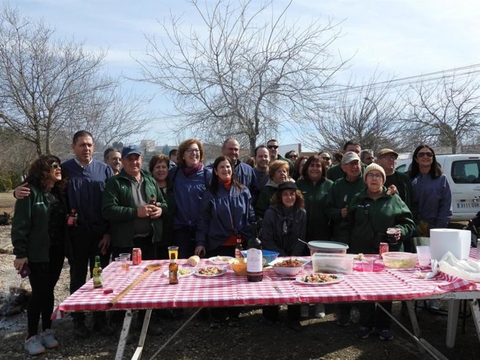 El consejero de Agricultura, Ganadería y Desarrollo Rural de C-LM, Julián Martínez Lizán, en Herencia.