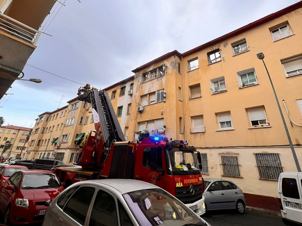 Inmueble afectado por el fuego en Alicante
