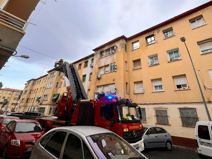 Immoble afectat pel foc a Alacant