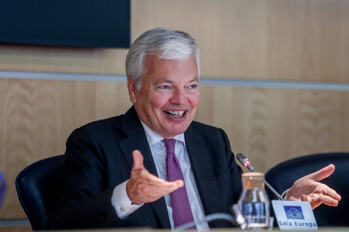 Archivo - Arquivo - O comissário da Justiça da UE, Didier Reynders, dá uma entrevista coletiva nos escritórios da Representação da Comissão Europeia na Espanha, em 18 de setembro de 2024, em Madri (Espanha). Reynders viajou a Madri para fazer um balanço.