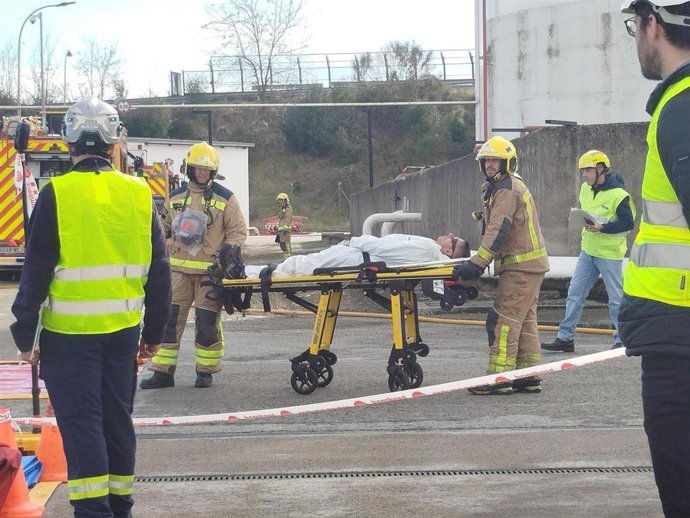 Simulacro en un almacén de combustible