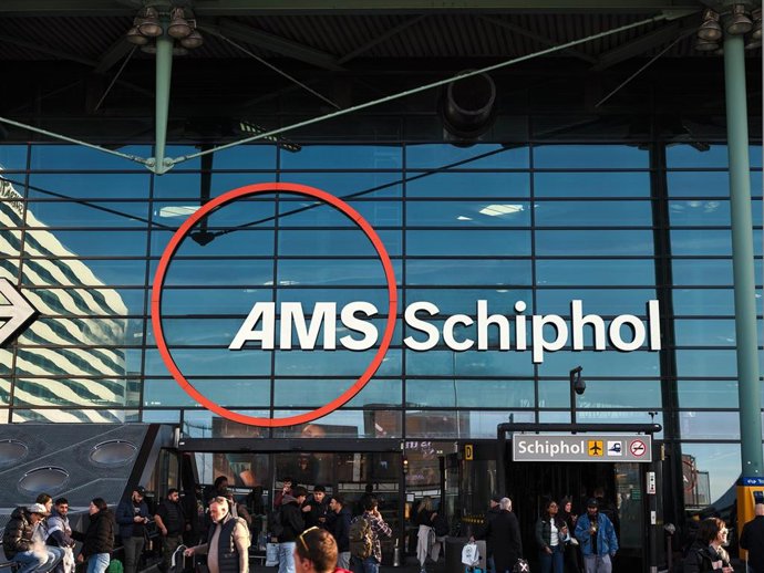 Archivo - El aeropuerto de Schiphol en Ámsterdam.