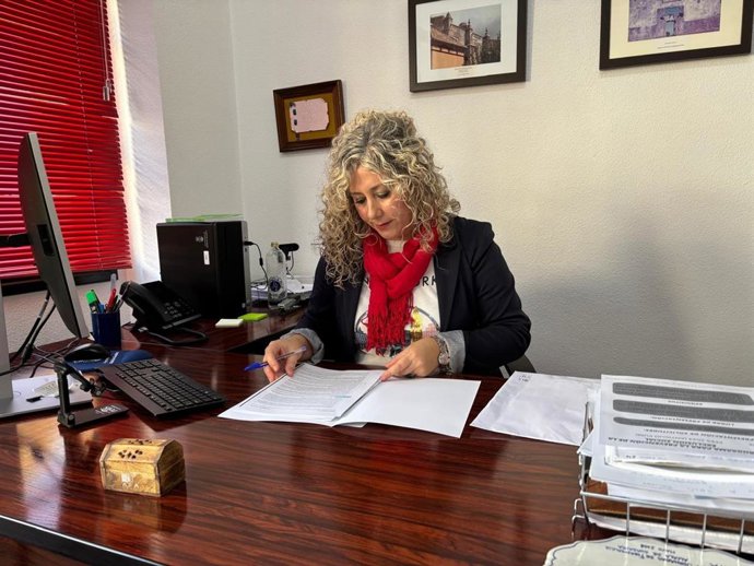 La delegada de Servicios Sociales del Ayuntamiento de Alcalá de Guadaíra, Rocío Bastida.