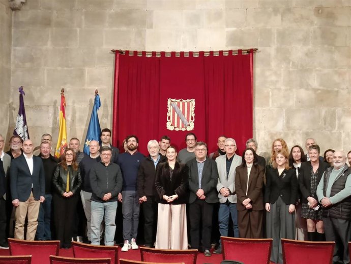 La presidenta del Govern, MArga Prohens, durante la firma del Plan de Conservación Marina de Baleares.