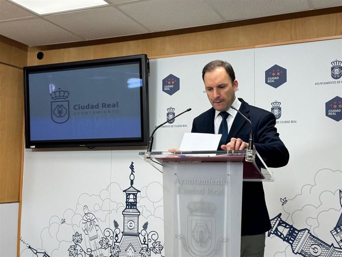 El portavoz del equipo de Gobierno del Ayuntamiento de Ciudad Real, Guillermo Arroyo.