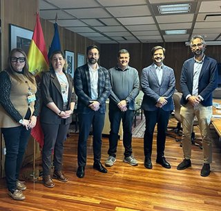 UGT FICA Y CCOO Industria se reúnen con el secretario de Estado de Energía, Joan Groizard, para abordar las situaciones de las energías renovables