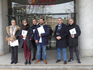 Los representantes de CSIF, a la salida de la reunión en la Delegación Territorial de la Junta.