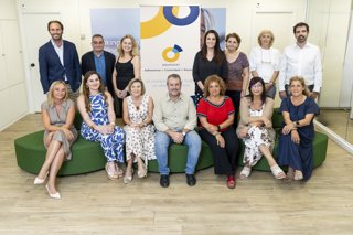 Archivo - ClaVHes, Consenso sobre la Mejora del Proceso Asistencial en la Vejiga Hiperactiva desde la Adherencia.